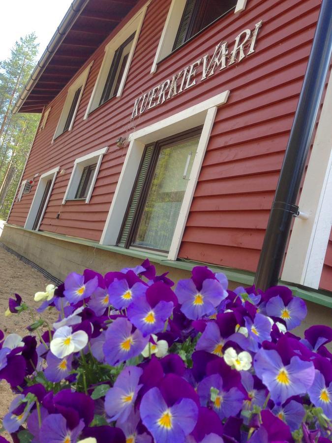 Kuerkievari Kuerhostel Äkäslompolo Exterior foto